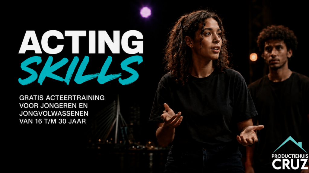 Twee jonge acteurs op een podium bij ActingSkills, gratis acteertraining in Rotterdam.